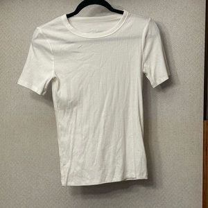 Super soft plain white t-shirt